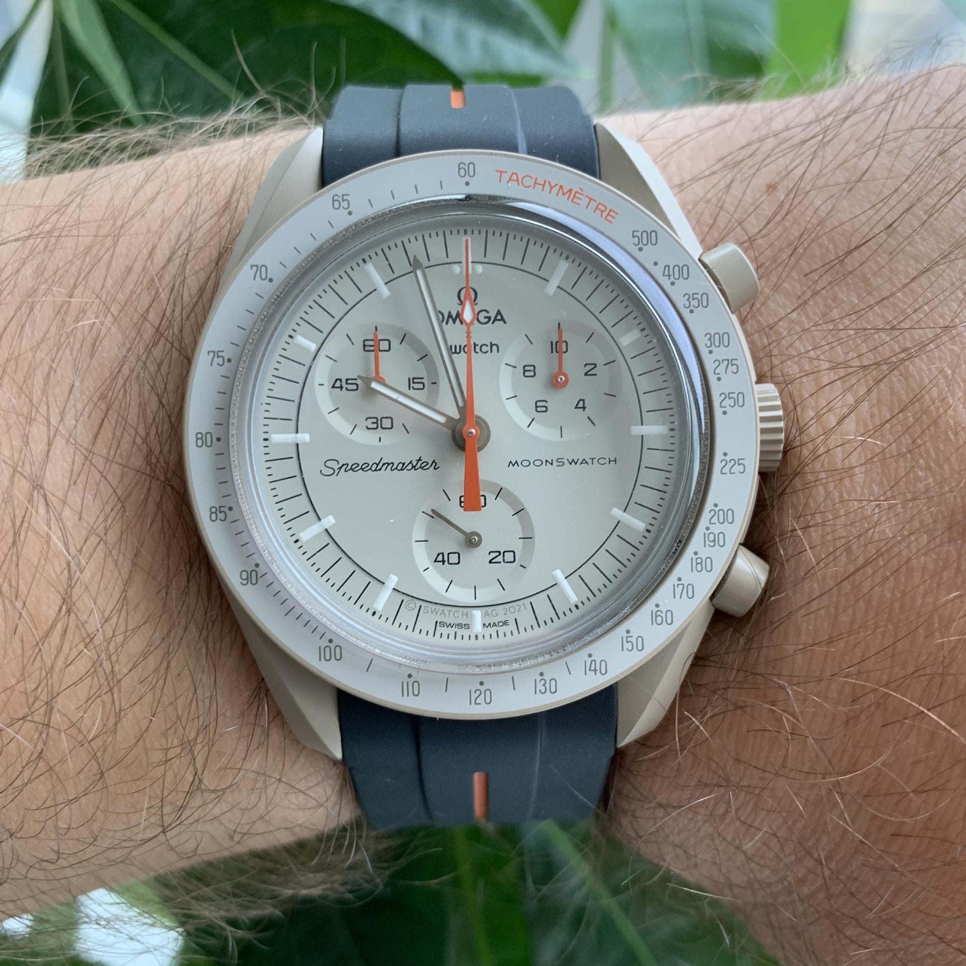 Omega Swatch MoonSwatch cinturino strap nero e arancione